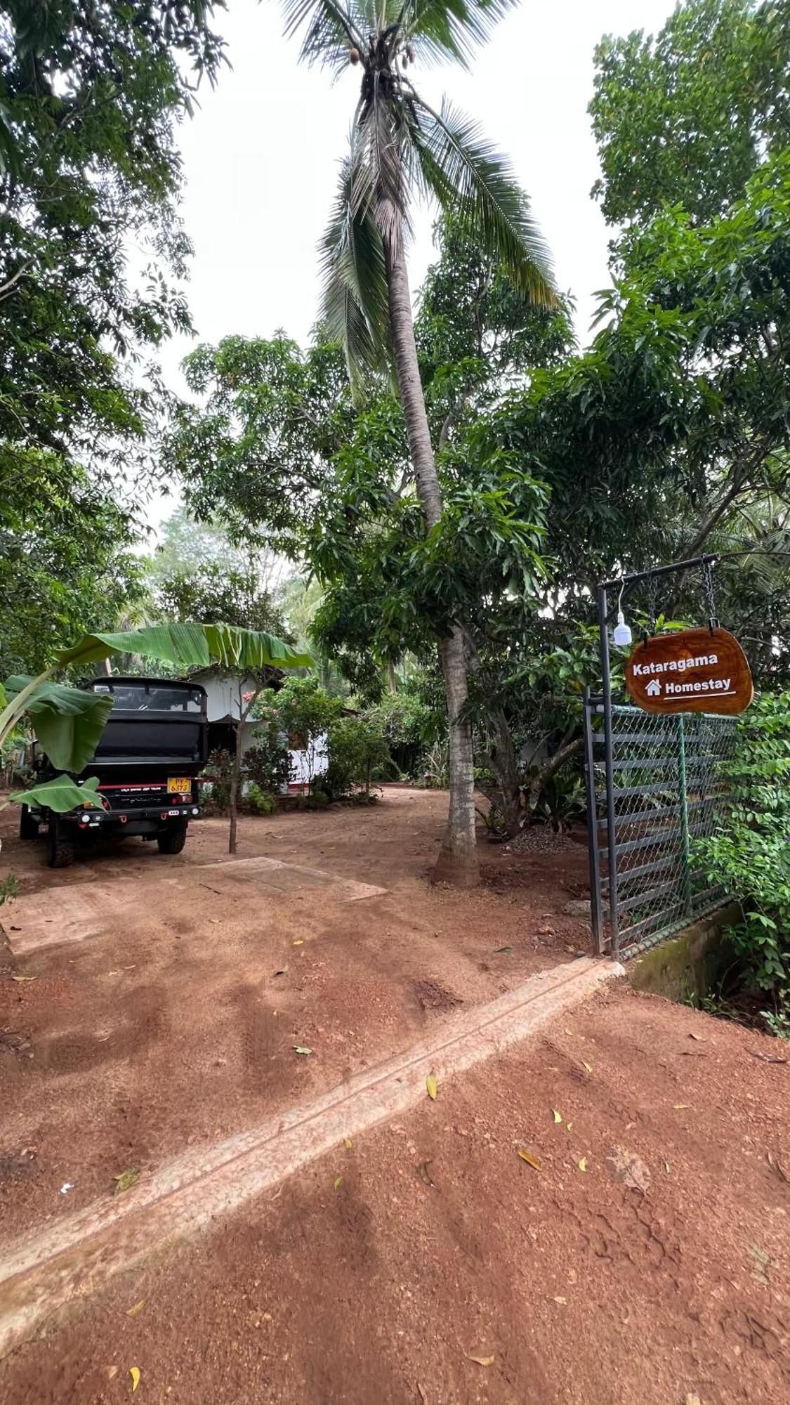 Kataragama Homestay エクステリア 写真